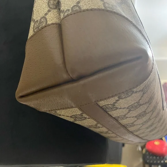 EUC Extremely Rare Vintage Large GUCCI GG Monogram Tote With Red & Green Straps